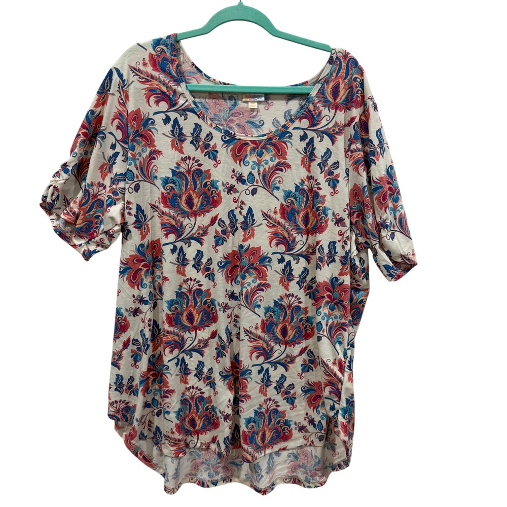 LuLaRoe Classic T Women 3XL Cream Blue Red Floral Paisley Short Sleeve Top